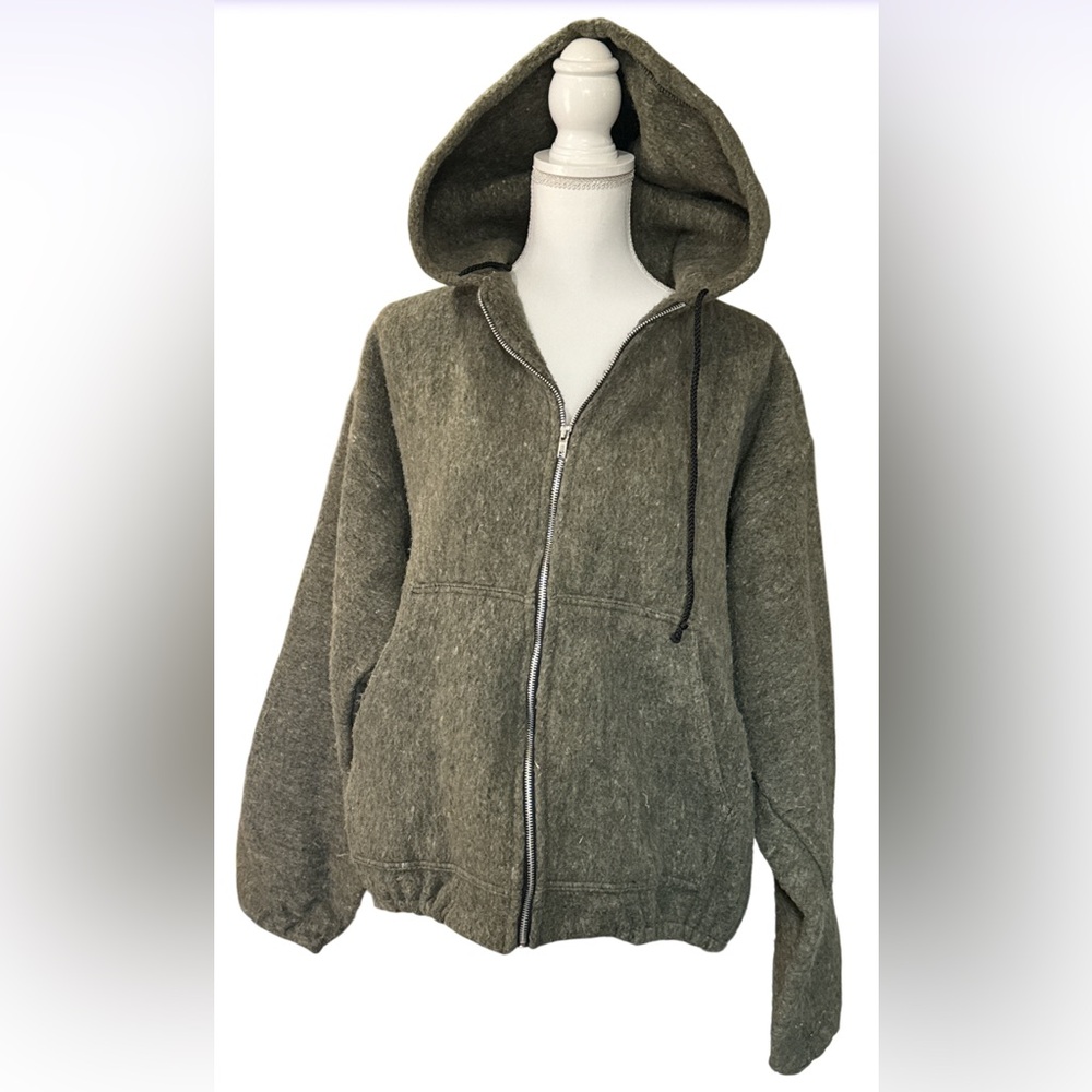 Vintage 90”s  Earth Ragz Olive Zip-Up Hoodie Size L